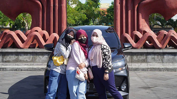 Rental Mobil Surabaya, Sewa Mobil Terbaik Surabaya 16 rental-mobil-surabaya-sewa-avanza-innova-fortuner-hi-ace-alphard-bus-murah-terbaik-sippo-trans-testimonial-1 (2)